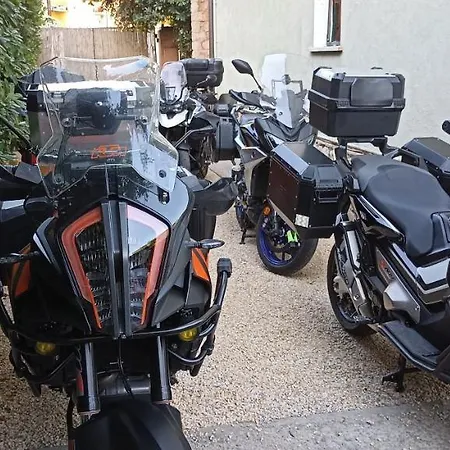 Italia מלון פורטו אזורו