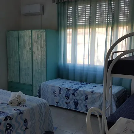 Italia Hotel 2*